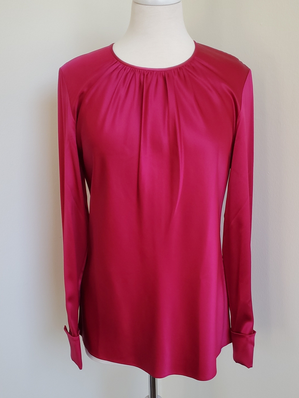 EUC Lafayette 148 New York 100% Silk Blouse In Berry/Deep Rose Size 8